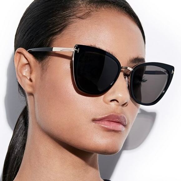 NEW!!! TOM FORD Simona Sunglasses TF717 01A Authentic - Picture 1 of 14